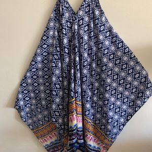 MAGIC Handkerchief V neck Size Medium